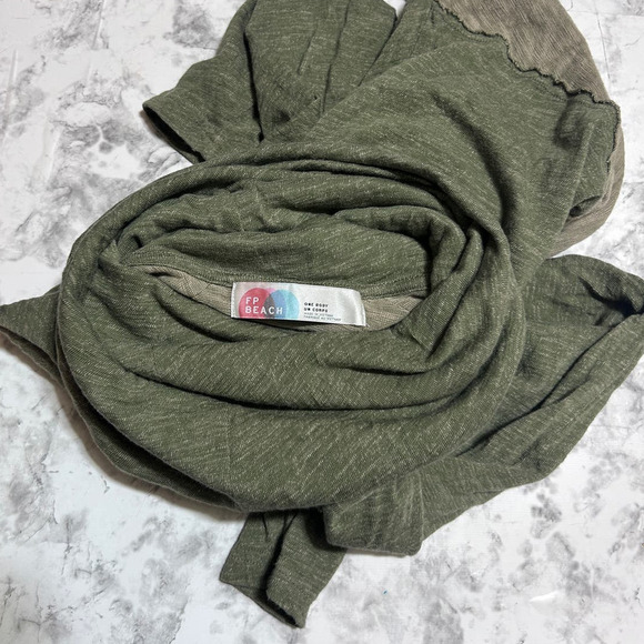 Free People FP BEACH Cocoon Oversize One Body Small Pullover Top Cowl Neck Green - Picture 7 of 8